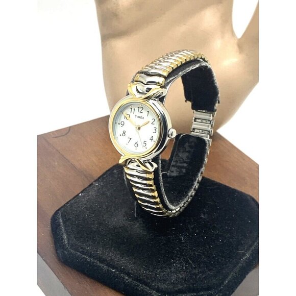 Timex Women's Watch T21854 Quartz Two Tone Stainless Steel Expansion Band - Picture 2 of 13